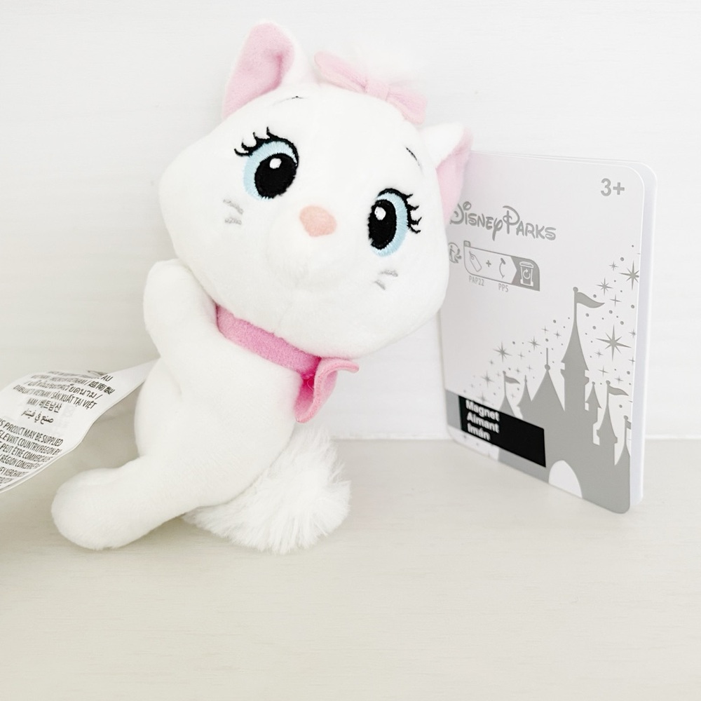 Disney Parks The Aristocats Marie Plush Magnet